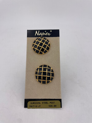 Napier-Earrings-  N001 (Pierced)