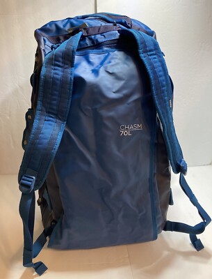 Thule Sweden Backpack Duffel Bag Chasm 70L Durable Weather Resistant storage Bag