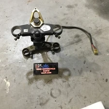 97-98 HONDA CBR F3 TRIPLE TREE CLAMPS 53219-MAL-G00