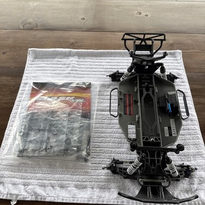 Traxxas 1:10 Slash 2WD Brushless Chassis Roller slider with 272r transmission.