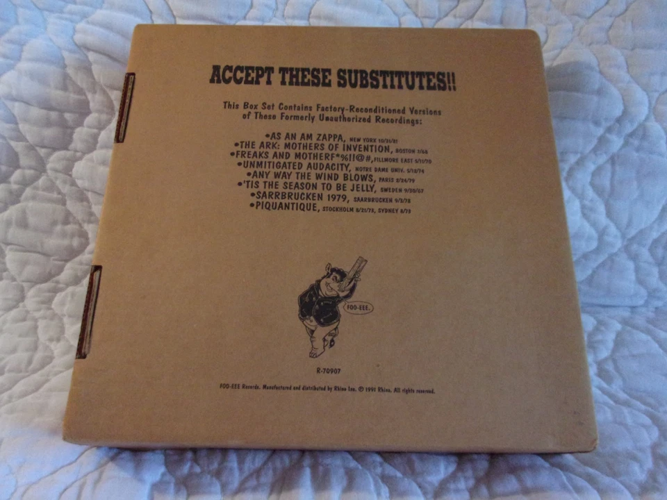 FRANK ZAPPA BEAT THE BOOTS LIMITED EDITION BOX SET 8 CASSETTES NEW T-SHIRT PIN - Image 2 of 4