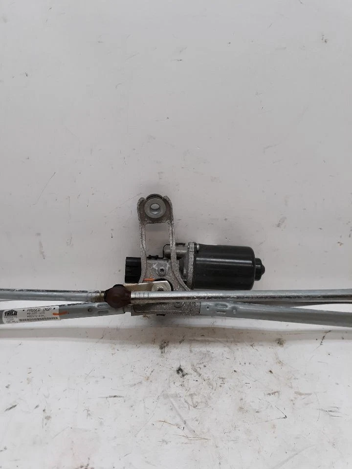 24 RAM 5500 Windshield Wiper Motor  - Image 3 of 4