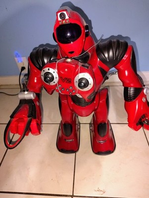 Wow wee Red Robosapien V2 with Remote | eBay