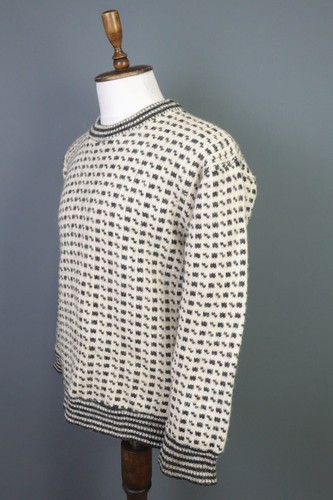 DEVOLD White Abstract Printed Crew Neck Wool Knit Ski Sweater Size XL - Picture 10 of 17