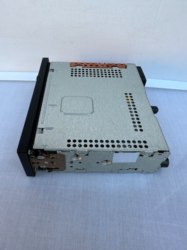 Hyundai Coupe Radio Stereo CD Player RDS VDO Genuine NEW Unused 79DC631/97 - Picture 10 of 15