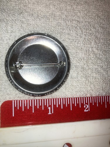 Pinback Button Birnamwood Bowhunters WI 1990 Buck Rack Archery Button - Picture 2 of 3