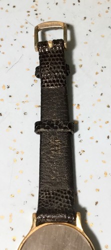 SEIKO QUARTZ V700 6098 LADIES 20mm GOLDTONE WATCH BLACK BAND SCUFFS ON CRYSTAL - Picture 16 of 17