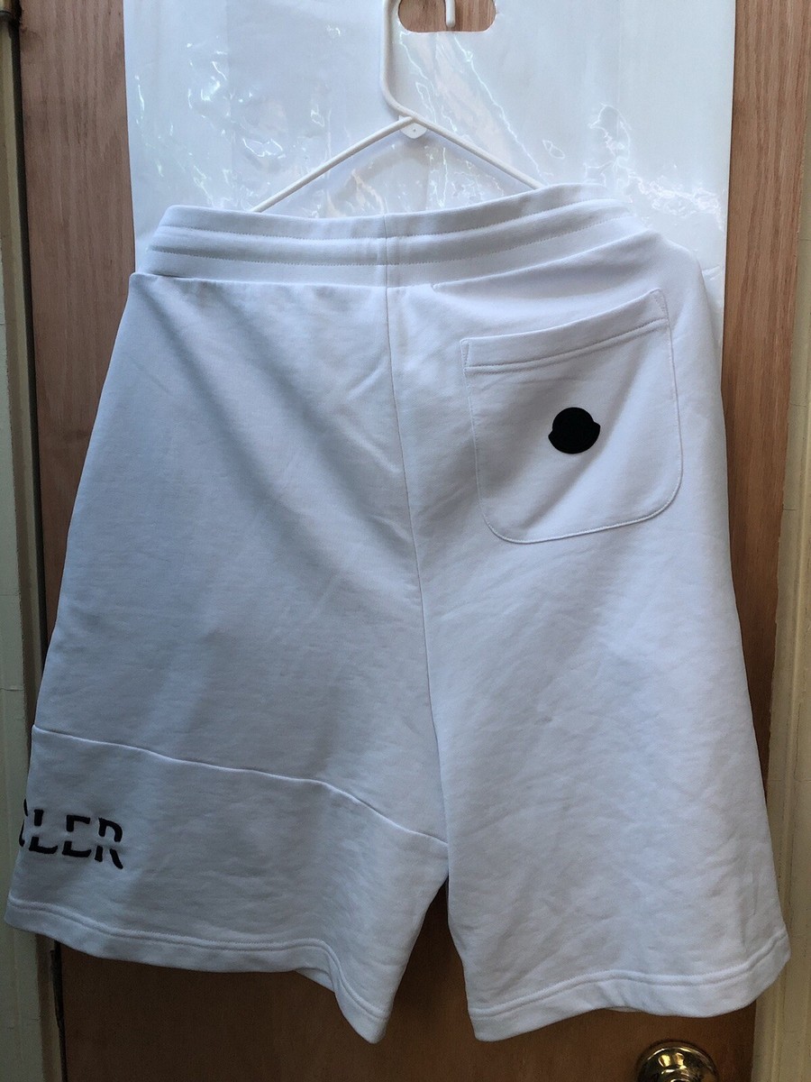 MONCLER｜SHORTS (2B00001 539YL 605) Black Shorts Moncler Grenoble $359.06 USD - Biffi Boutiques
