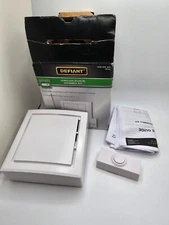 Defiant Wireless Plug In Doorbell with CR2032 Battery 1108 626 458, 18000015