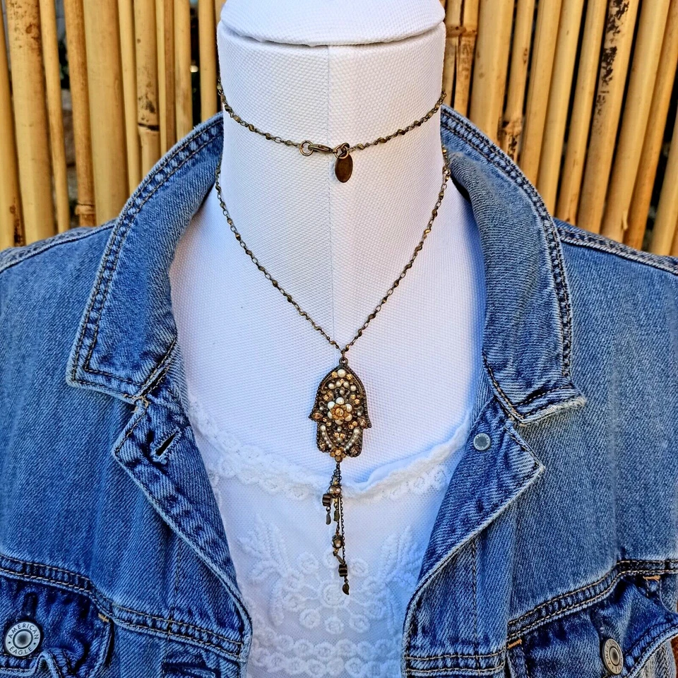 Collar Colgante Michal Negrin Hamsa Perlas Largas Grandes Swarovski y Cristales Regalo Foto 4 de 4