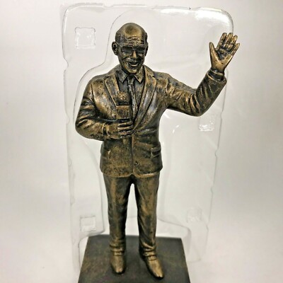 Bob Miller Mini Statue Los Angeles Kings HOF Announcer BOB PUCK SGA 2019 New Sp1