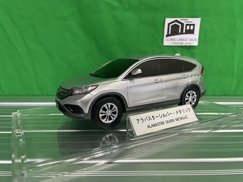 1/24 Honda CR-V Alabaster Silver Metallic Color Sample Mini