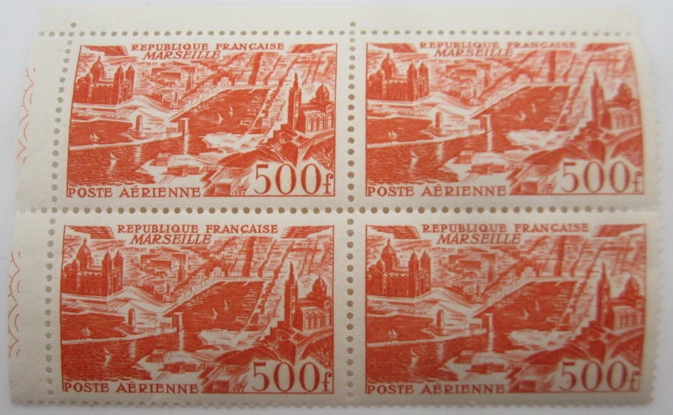 TIMBRES POSTE AERIENNE FRANCE N° 27 BLOC 4 + 2 BDF - NEUFS SANS CHARNIERE - Photo 1/2