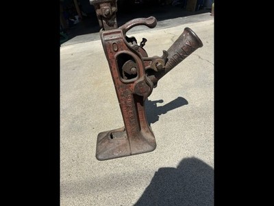 Simplex 10 Ton Railroad Jack Works Great.