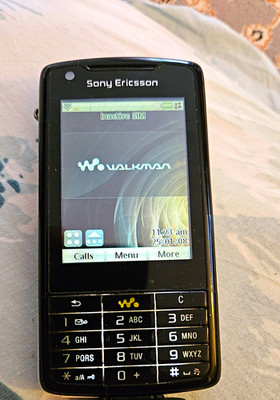 Sony Ericsson W960i Smartphone   Walkman