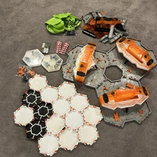 HUGE Hexbug Nano Bugs Lot Track, Tubes, 15 Platforms, 3 Habitats,  and 35 + Bugs