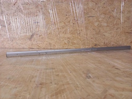 VW GOLF IV 1J1 Türleiste vorne links 1J4853515G 1.88 Diesel 81kw 2000 31441386