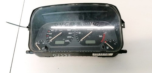 1H0919864Q Tacho Tachometer Kombiinstrument  Volkswagen Vento DE1133379-52