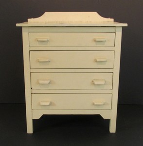 doll chest of drawers