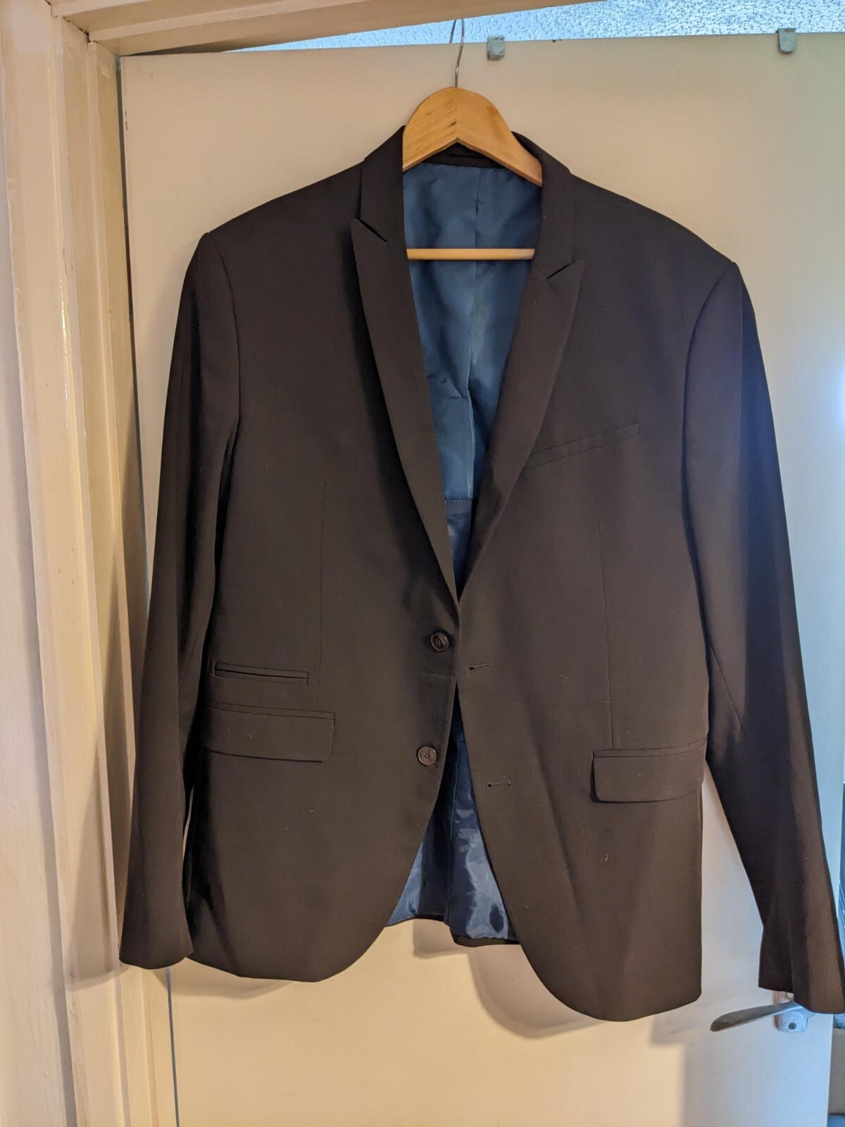 Picture 1 of 4