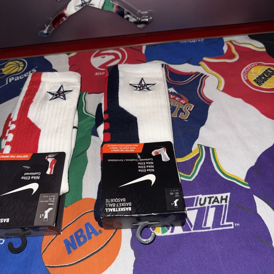 Nuevos calcetines de baloncesto NIKE ELITE CREW TEAM EE. UU. TALLA L 1XRed1XBlue RAROS OLIMPICOS  Foto 3 de 4