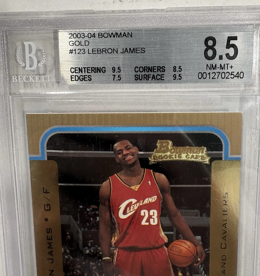 ЛЕБРОН ДЖЕЙМС ЗОЛОТОЙ ДЕБЮТАНТ - 2003-04 Bowman Gold RC BGS 8.5 NM-MT + CAVALIERS - Изображение 3 из 3
