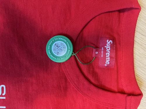 Tee shirt col rond Supreme rouge 100% authentique neuf sans étiquette Taille S