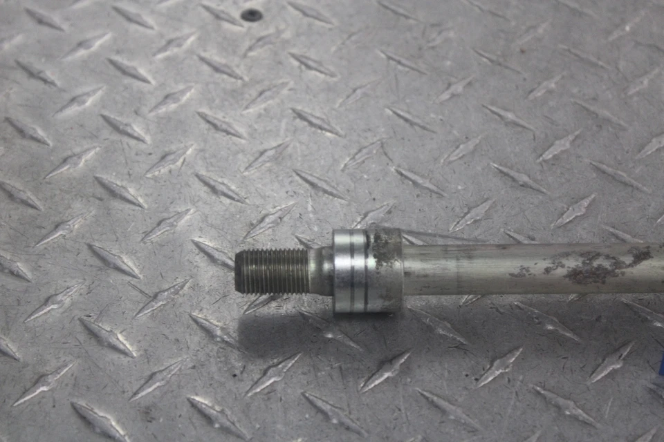 2008 YAMAHA V STAR 1100 XVS1100AW CLASSIC FRONT WHEEL AXLE 5KS-25181-00-00  - Image 2 of 4