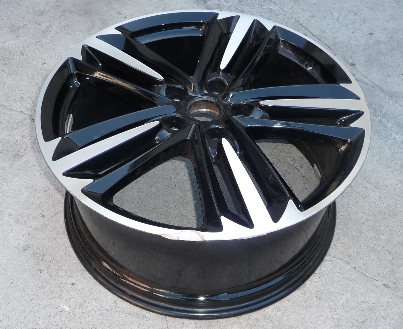 2019-2022 Bentley GT GTC 9.5JX21 Allow 21" Front Rim 3SA601025AF/BE OE