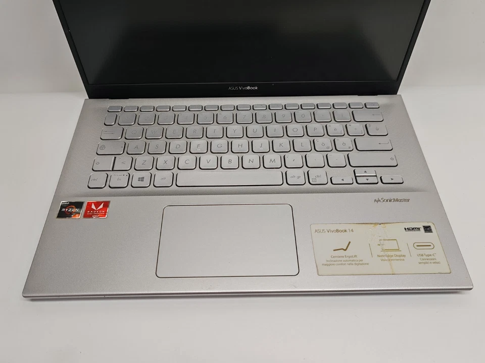 NOTEBOOK ASUS VIVOBOOK F412D AMD RYZEN 5 3500U 8GB RAM 256GB SSD WIFI WEBCAM - Immagine 2 di 4