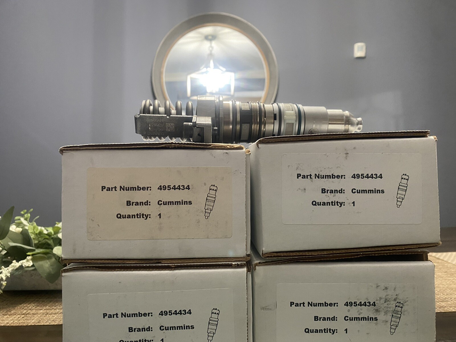 semi truck parts Cummins (Fuel injectors)