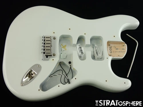 Fender American Ultra II Stratocaster Strat BODY + HARDWARE, USA Avalanche