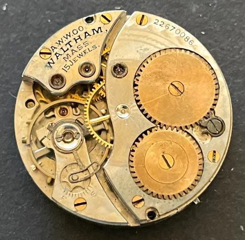 Antique 1919 Waltham Model 1900 315 Pocket Watch Movement Running Ticks 3/0s 15j