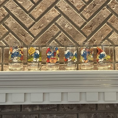Vintage McDonald s Peyo 1983 Wallace Berrie & Co. The Smurfs Glass  Set of 6