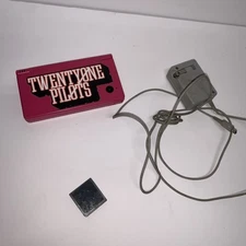 Nintendo DSi Matte Pink TWL-001 + Twilight Menu