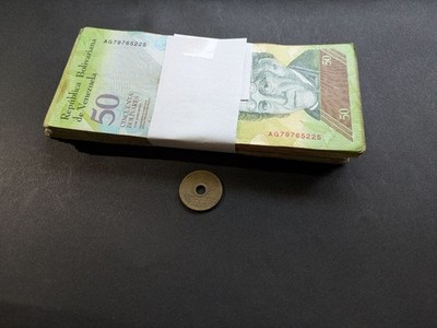 Venezuela 2010er 50 Bolivar Fuerte Banknoten 100 Stück alte Währungssammlung