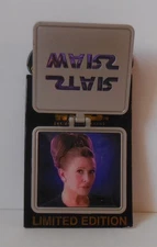 Disney Pin DLR Star Wars The Force Awakens General Leia Frame Pin LE