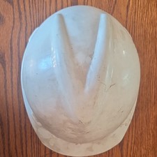 MSA V-Gard Safety Hard Hat, White, Ratchet Suspension, ANSI Class A