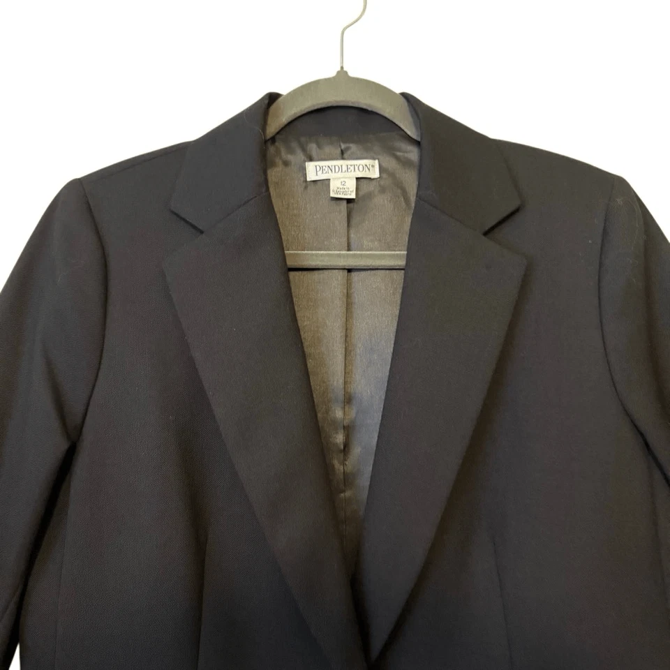 Blazer Pendleton clássico preto lã um botão tamanho 12 Academia - Imagem 2 de 4