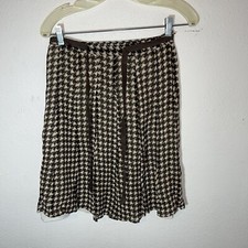 uniform petite john paul richard skirt 100 silk pockets Size 6