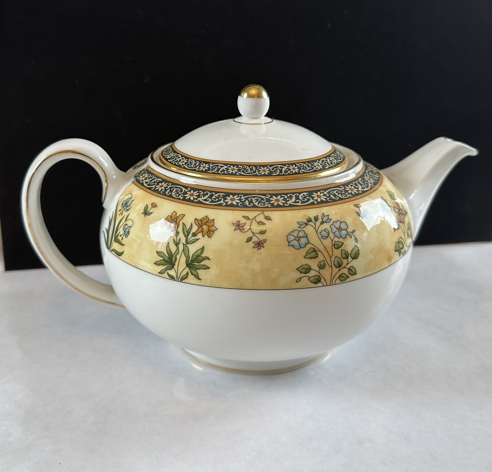 Exqusite Wedgewood India Teapot Bone China eBay