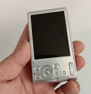 Sony Cybershot DSC-W830 20.1MP 8x Optical Zoom Digital Camera