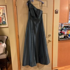 Alfred Sung Women 1 Shoulder Bow Accent Sz 4 Emerald Gown  side pockets NWOT