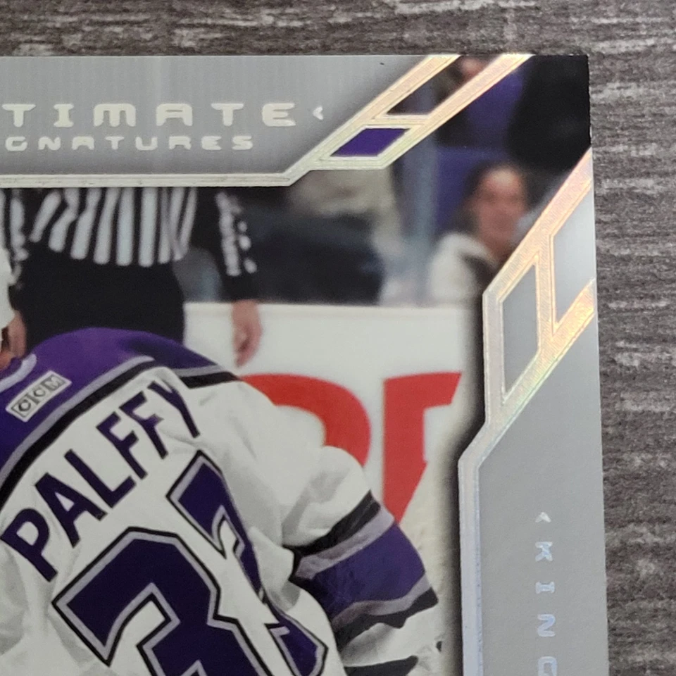 2004-05 Ultimate Collection Signature Zigmund Palffy Autograph #US-ZP Kings Auto - Image 3 of 4