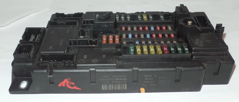 2007-2013  MINI COOPER BCM INTERIOR DISTRIBUTION FUSE BOX 3455241-02 OEM - Image 4 of 4