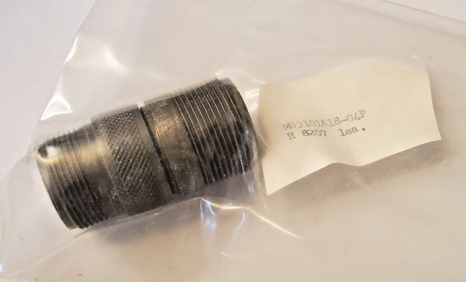 AMPHENOL MIL Spec Circular Connector  MS3101A18-04P 4 pin - Image 2 of 4