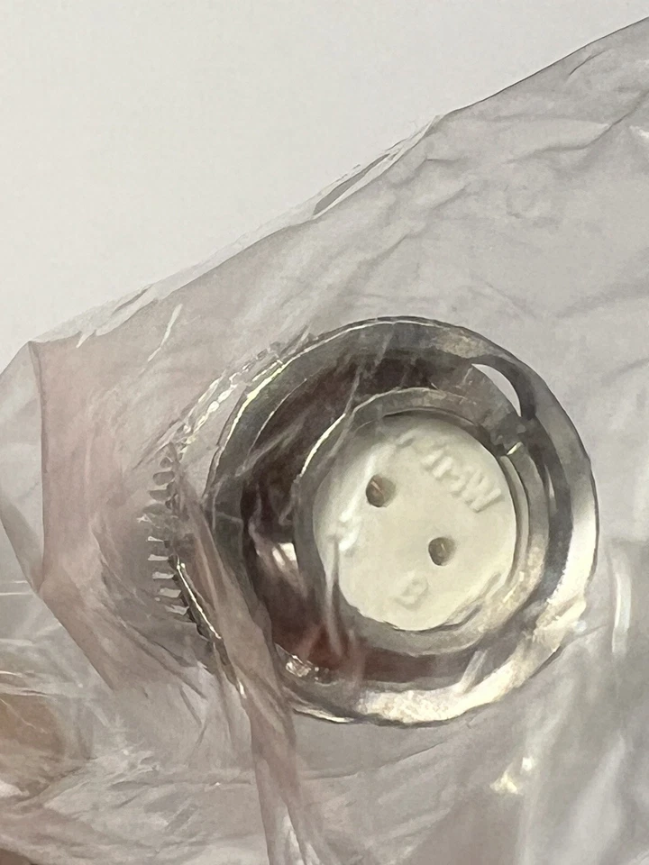 Tajimi RO5 PB2F Connector Plug - Image 2 of 4