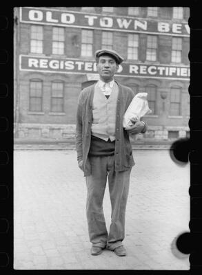 waiting for freight train to leave Dubuque, Iowa 1940s Old Photo