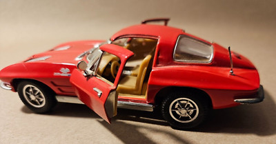 1963 Corvette Stingray Coupe 1:32 SS 5735 Diecast Car By Sunnyside Sports