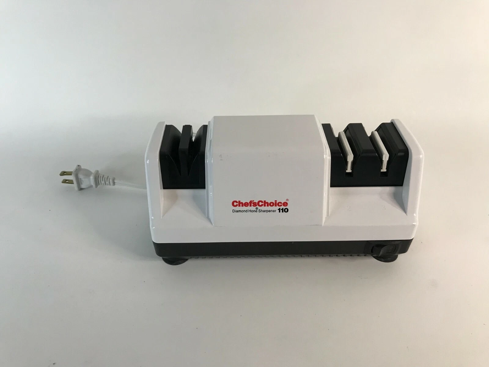 Chef's Choice Diamond Hone 110 Knife Sharpener - Tested